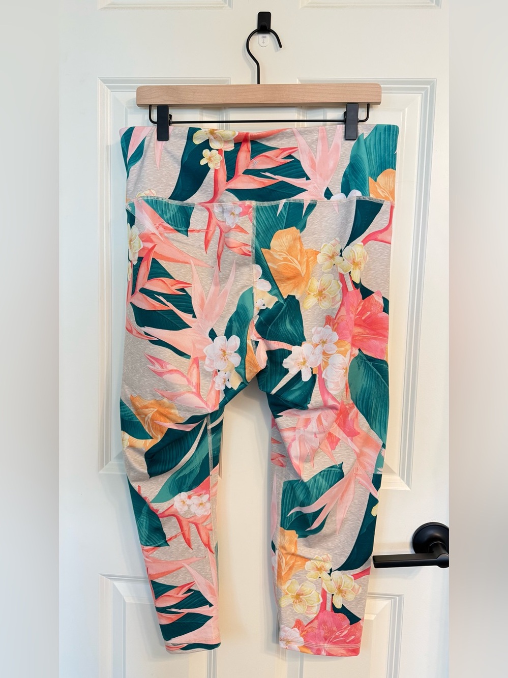 Old Navy Tropical Floral Print Leggings - Pink, Teal & Yellow